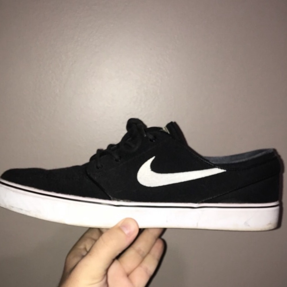 Nike SB slip ons